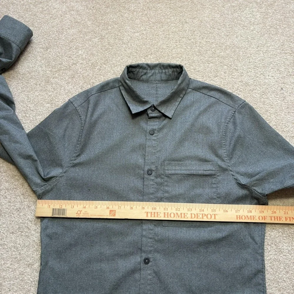 Lululemon‎ Shirt Mens Medium Gray Solid Button Up Long Sleeve Stretch Casual